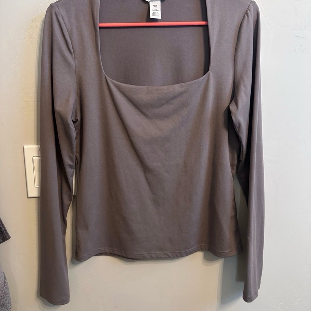 H&M Square Neck Long Sleeve Slim Fit Regular Length Top Brown Taupe | Size M - Picture 3 of 5